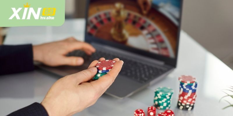 Bàn chơi tiến lên miền Nam trong game bài xin88 hiển thị lượt đánh